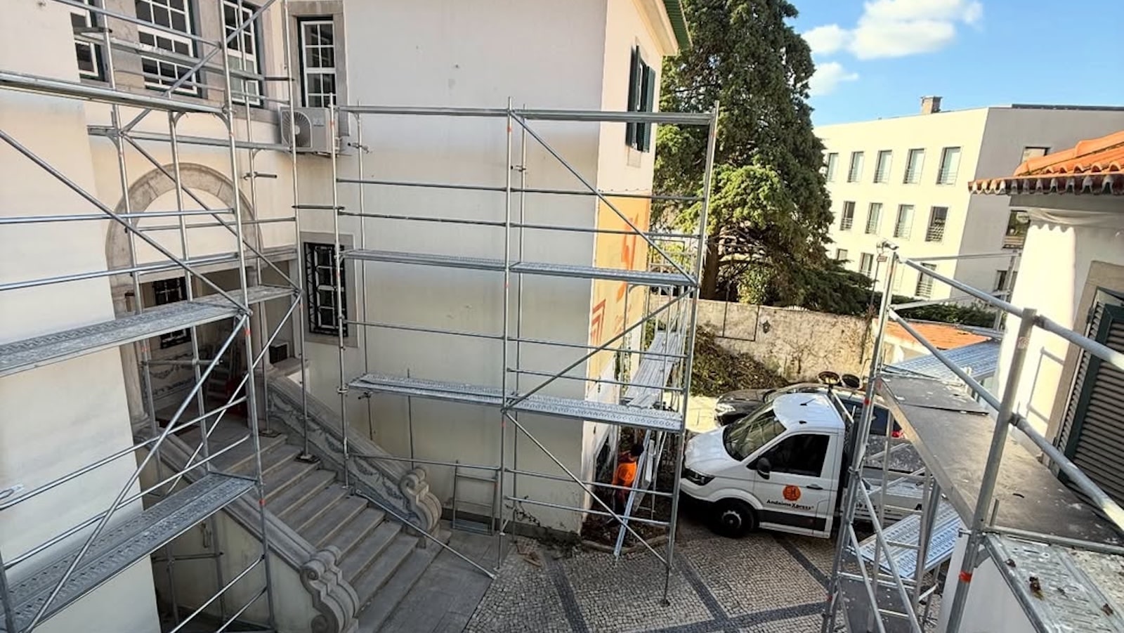 Aluguer de Andaimes para o Grupo FAS em Lisboa